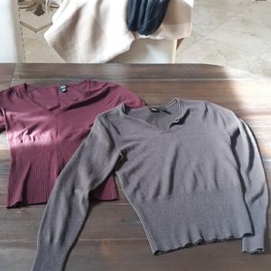 2 Sweater Bundle Size Small